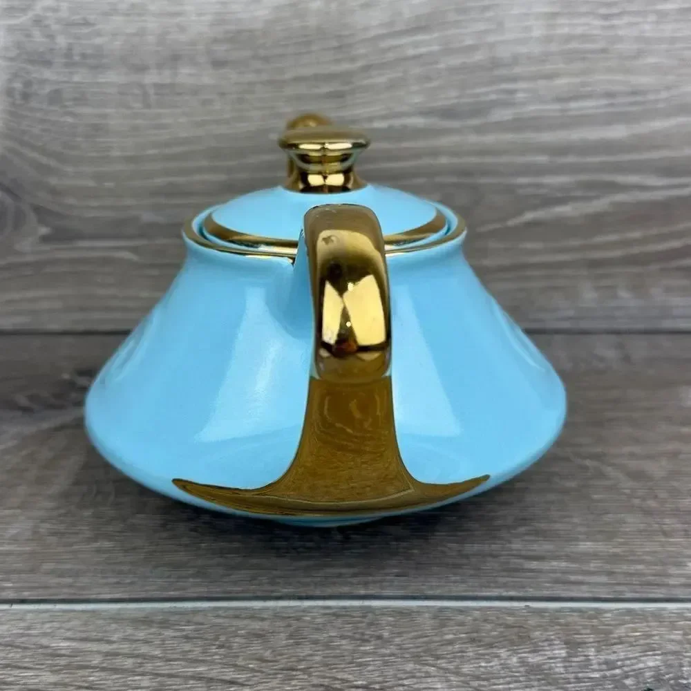 Pearl China Co Robins Egg Blue 22 kt Gold Trim Vtg Swirl Aladdin Decor Teapot